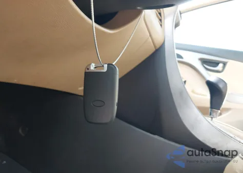 2013 Hyundai Elantra Limited из США, поврежденный, VIN 5NPDH4AEXDH307972